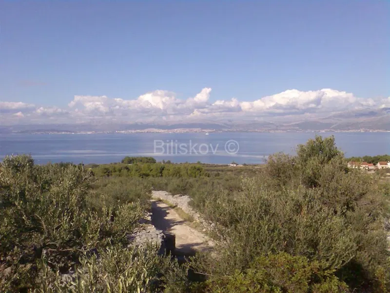Otok Brač, Mirca - poloprivredno zemljište