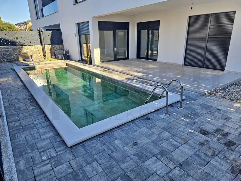 Malinska, new semi-detached house with pool in a great location, SALE! – 3