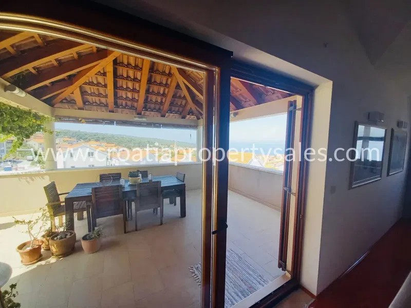 Brac, apartment for sale, 540.000 € – 2