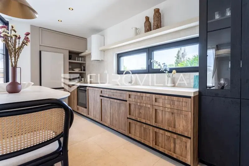 Šibenik, luxuriously decorated villa with swimming pool – 3