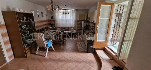 Trogir, centro, vecchia casa in pietra su 4 piani, 147 m2, ideale per il turismo – 3