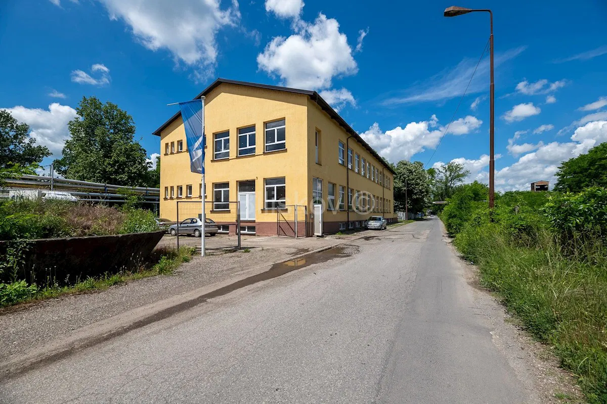 Prodaja, Sisak, poslovna zgrada