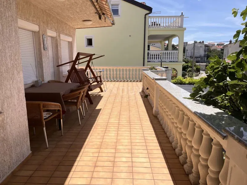 NOVI VINODOLSKI - house with three apartments – 2