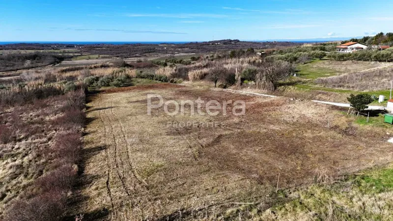 Terreno Buje, 1.036m2 – 2