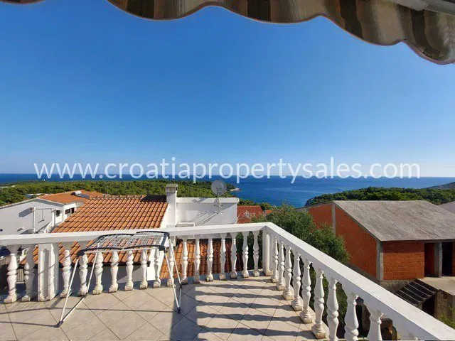 Vis, house for sale, 380.000 € – 3