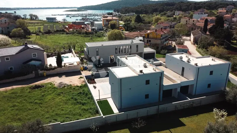 * Elegant villa with pool • near the sea • in a peaceful environment * – 2