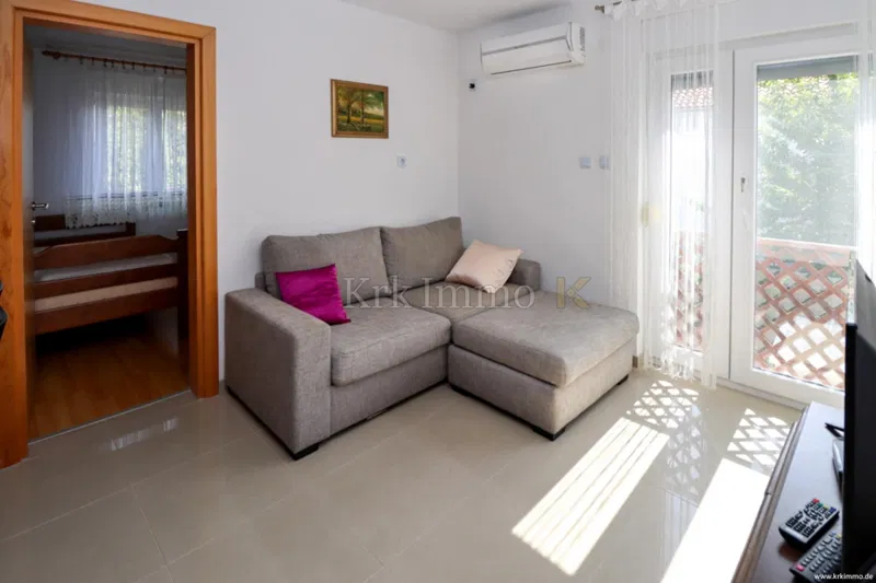 Malinska: Apartmajska hiša na mirni lokaciji – 3