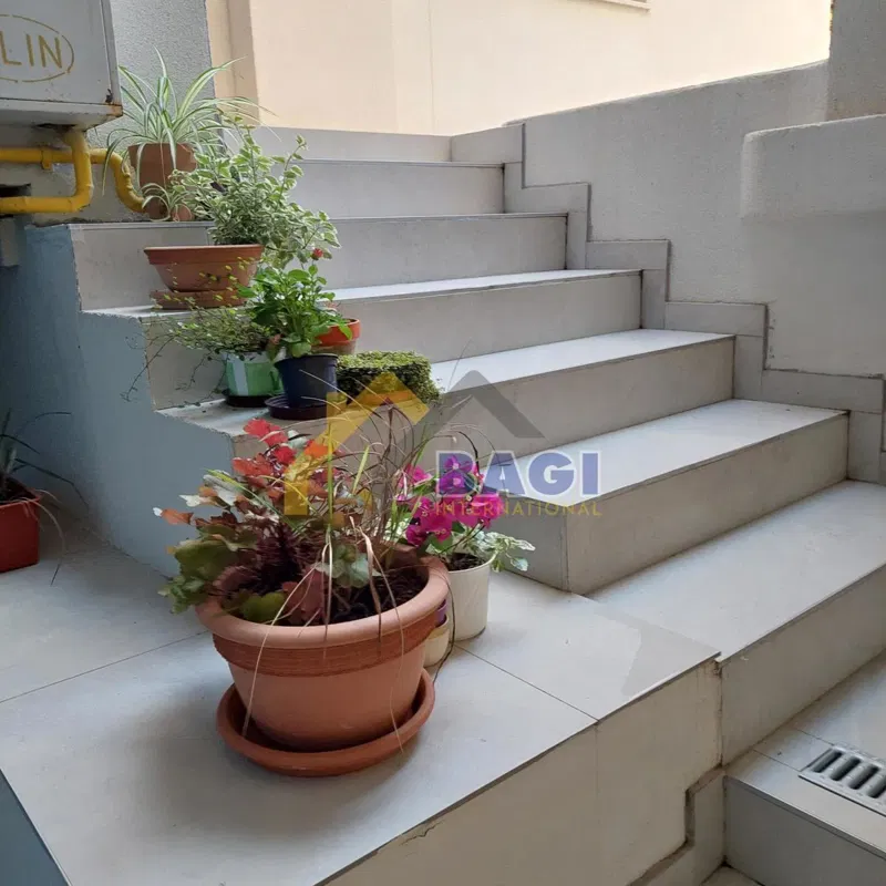 TOP location Apartment with a garden and a view of the marina, first row – 2