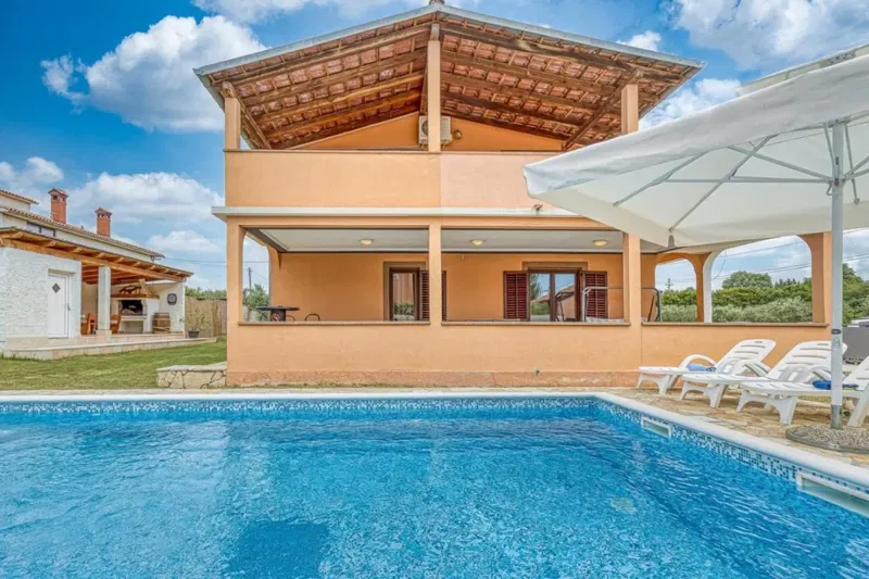 Casa Loborika – 3