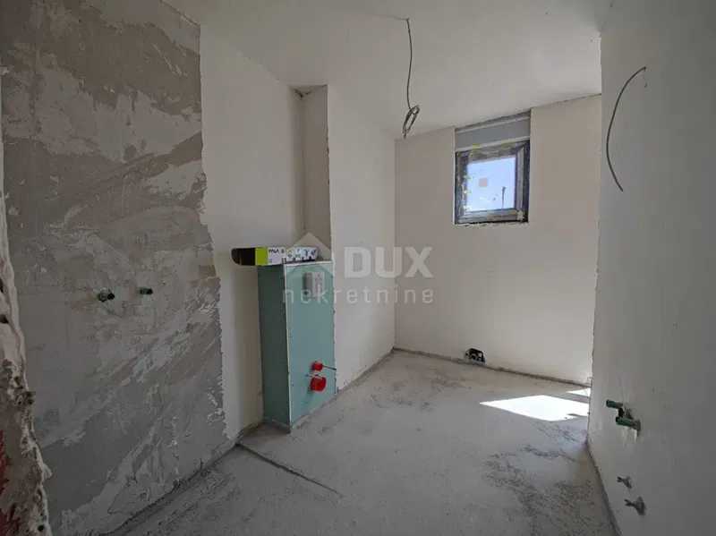 ISLAND OF KRK, MALINSKA - modern semi-detached house with pool – 3