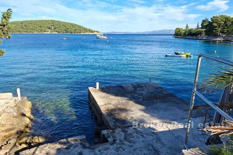 Terreno edificabile con progetto in prima fila al mare – 2