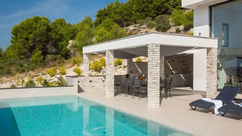 Villa with pool and auxiliary buildings near the sea – 2