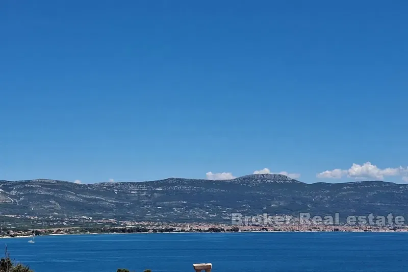 An apartment house with an open sea view – 3