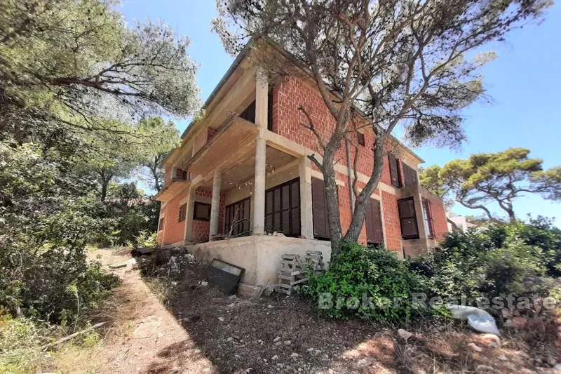 Palazzina al grezzo in prima fila dal mare – 3