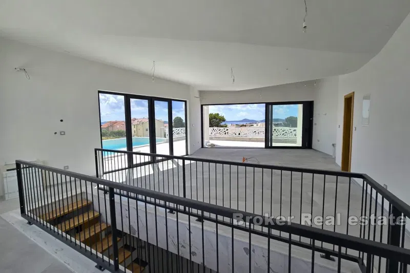 Ville moderne con vista mare – 3