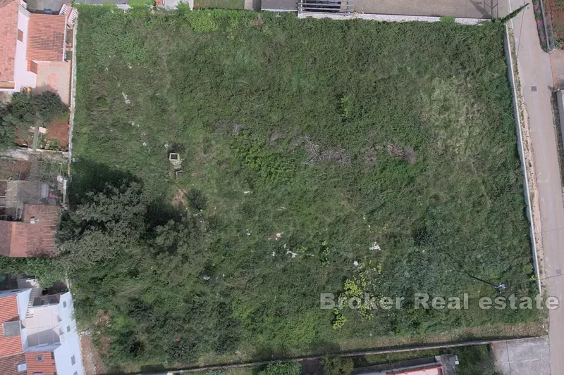 Building land in the second row to the sea – 3
