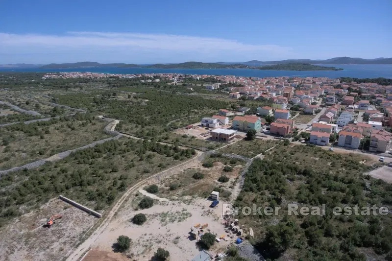 Spacious building plot with sea view – 2