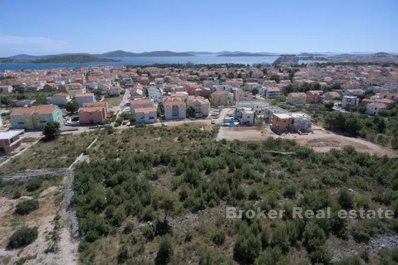 Spacious building plot with sea view – 3