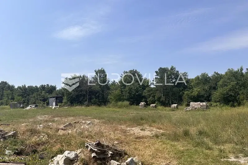 Istria, Ročko Polje, stone house with yard, building and agricultural land – 3