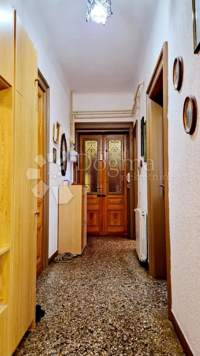 Apartment with two entrances - Your office next to the apartment in the center of Pula – 3