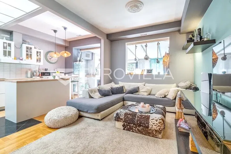 Zaprešić, Kanadsko naselje, kuća u nizu 145 m²