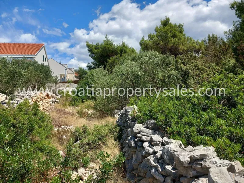 Brac, building land for sale, 125.000 € – 2