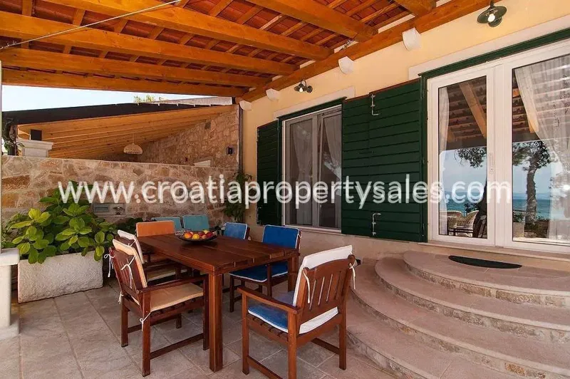 Brac, villa for sale, 1.550.000 € – 3