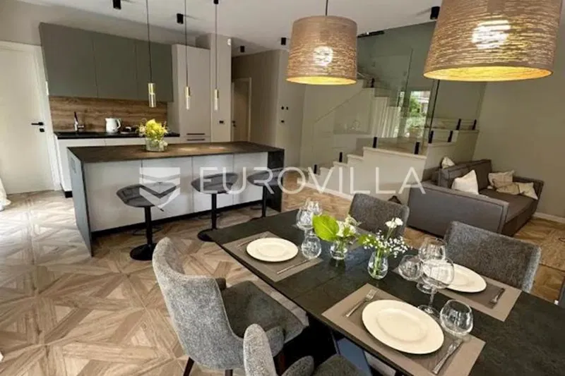 Mošćanićka draga, 5 bedroom villa with pool and barbeque – 3