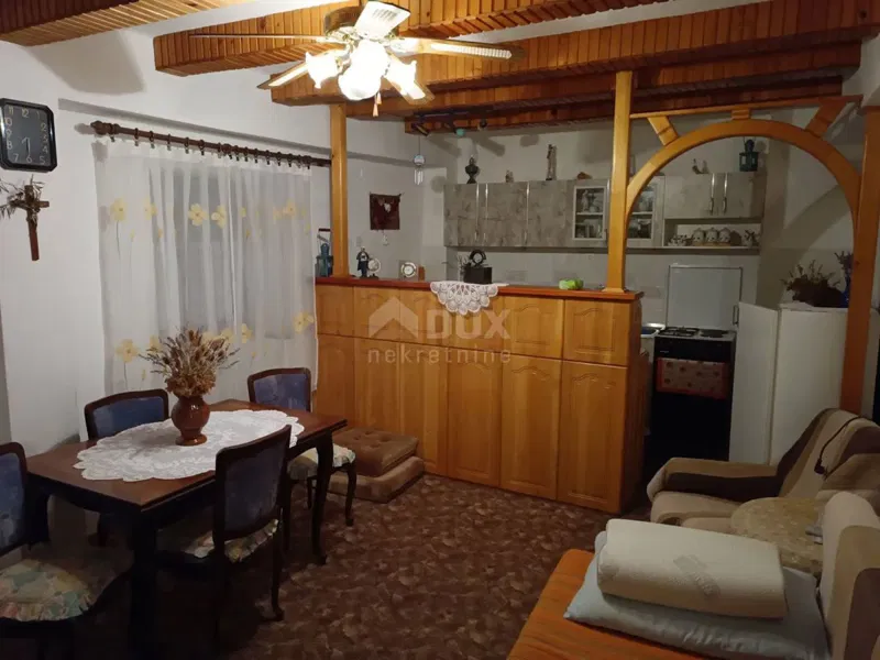 ISOLA DI KRK, DOBRINJ - Casa indigena con vista sul mare – 2