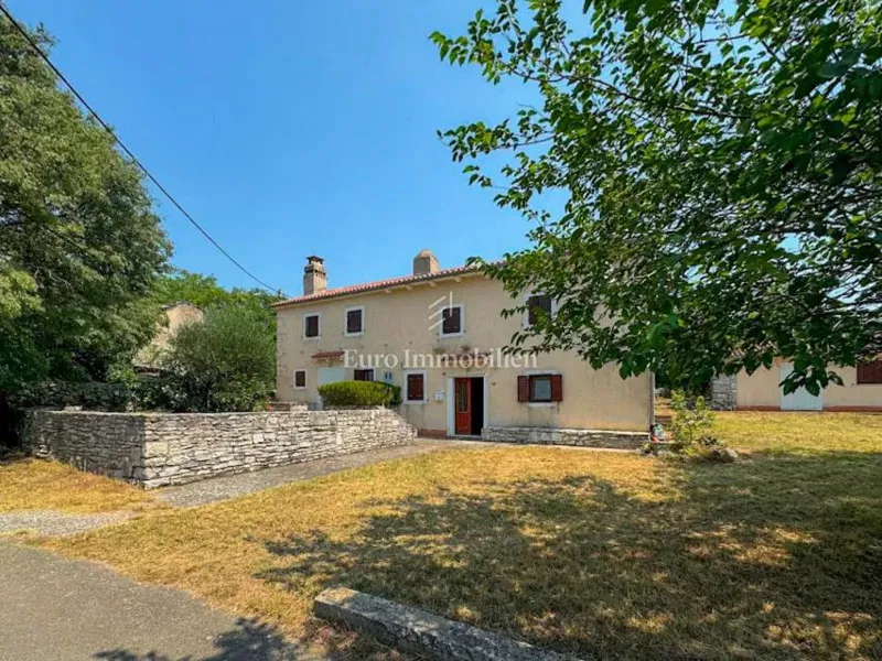 Istria - casa in pietra con edificio ausiliario e garage – 2
