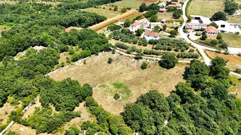 ISTRIA, KANFANAR - LARGE BUILDING LAND IN THE BACKLANDS OF ROVINJ – 2