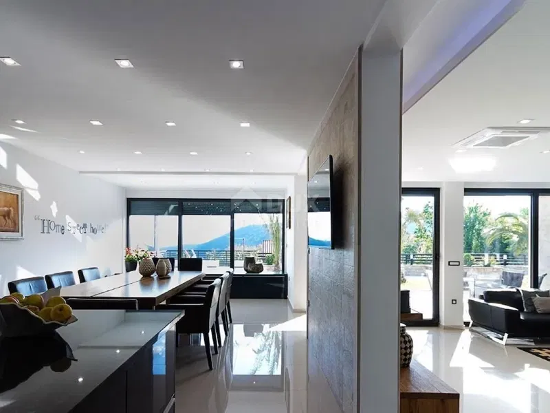 Casa Crikvenica, 350m2 – 2