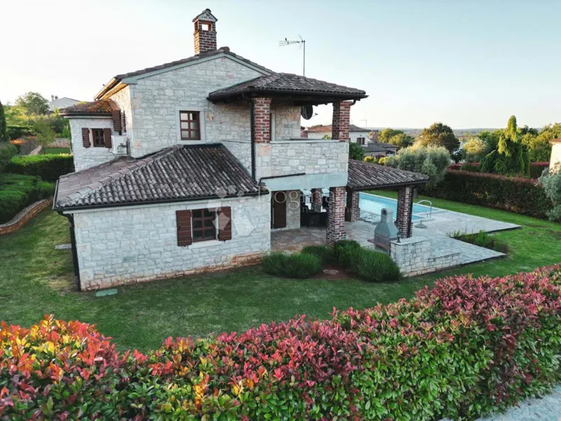 House Heraki, Sveti Lovreč, 260m2 – 2