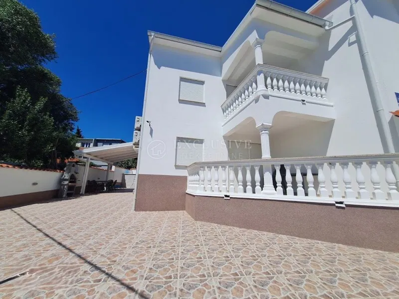 CRIKVENICA - DVOJNA KUĆA S BAZENOM – 2