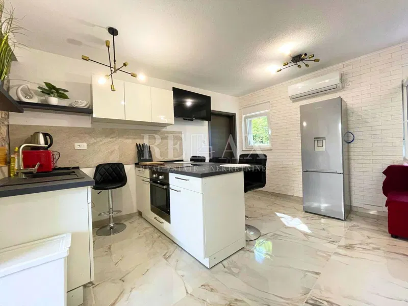 Bribir - casa in pietra a schiera con giardino – 2