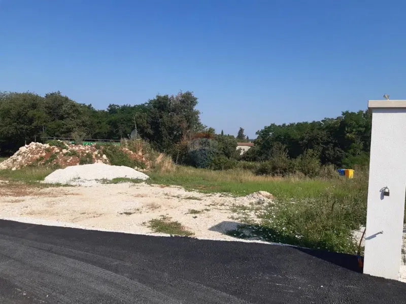 Terreno edificabile Kanfanar, 930m2 – 3