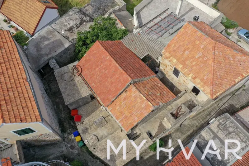 House for renovation in Vrbanj – 3