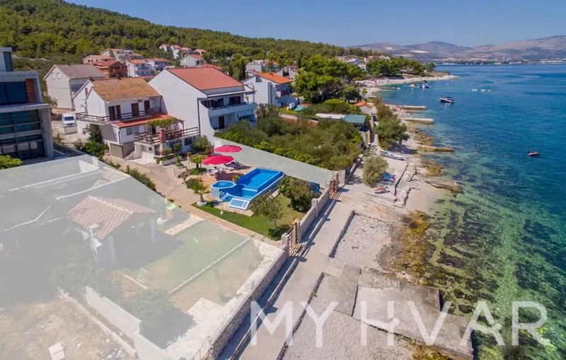 Casa sulla spiaggia a Slatine – 3
