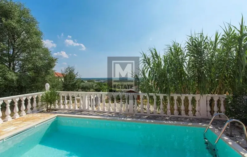 Parenzo, dintorni, Casa con piscina e bellissima vista sul mare – 3