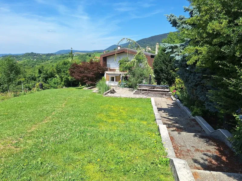 For sale, Jastrebarsko, Vlaškovec, ranch-estate with 3 buildings – 2