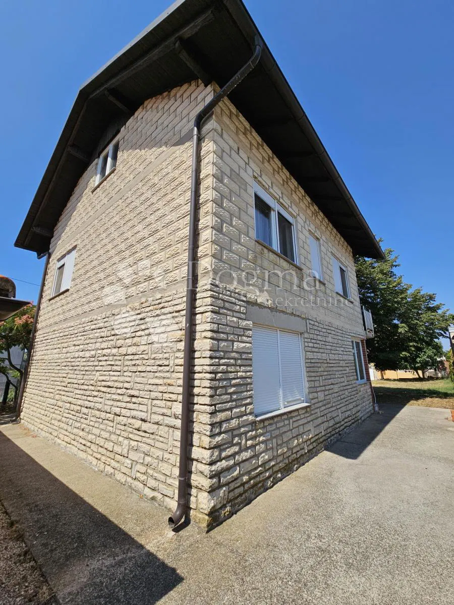Hiša Kakma, Polača, 154m2