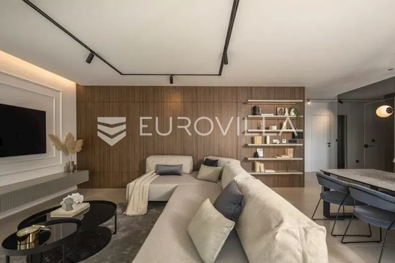 Kostrena, luxurious four-room apartment with private pool NKP 134 m2 – 3