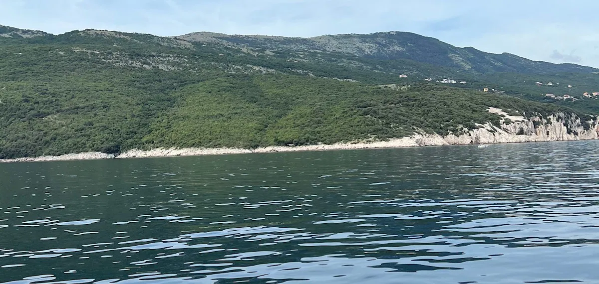 Građevinsko zemljište UZ MORE T2- TURISTIČKA NAMJENA