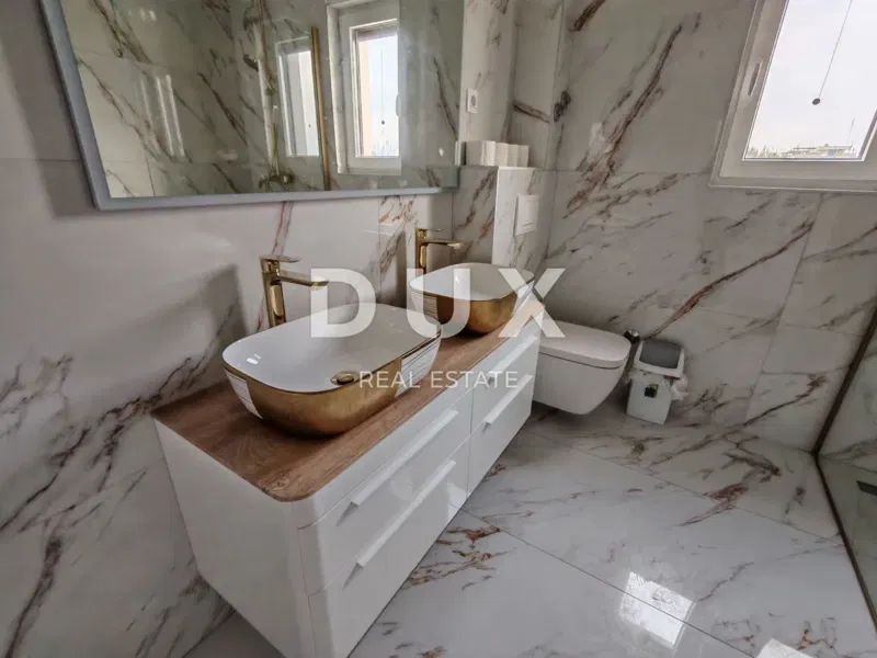 ZADAR, PRIVLAKA - Nowe budownictwo! Wspaniały penthouse zaledwie 140 metrów od plaży z nieodpartym widokiem na morze! S3 – 2