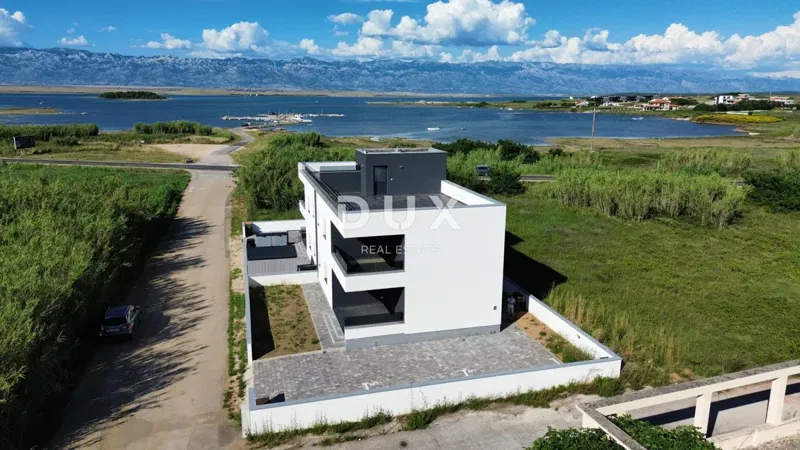 ZADAR, PRIVLAKA - Nowe budownictwo! Wspaniały penthouse zaledwie 140 metrów od plaży z nieodpartym widokiem na morze! S3 – 3