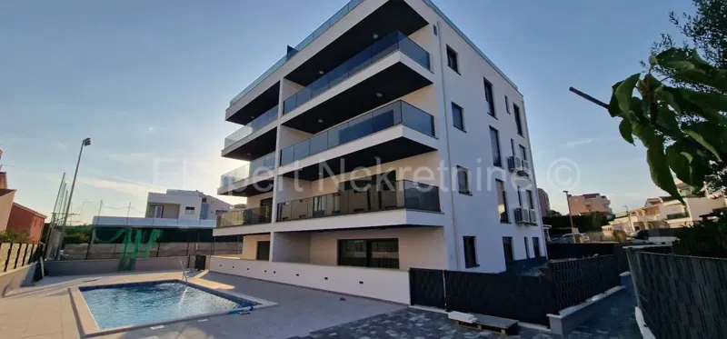 Čiovo, Okrug Gornji, two-room apartment 73 m2 + roof terrace 74 m2, new construction – 3