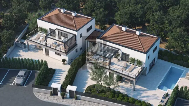 Poreč, surroundings, Two houses with a swimming pool in the Rohbau phase – 2