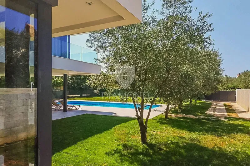 PEROJ - Modern house with swimming pool – 2