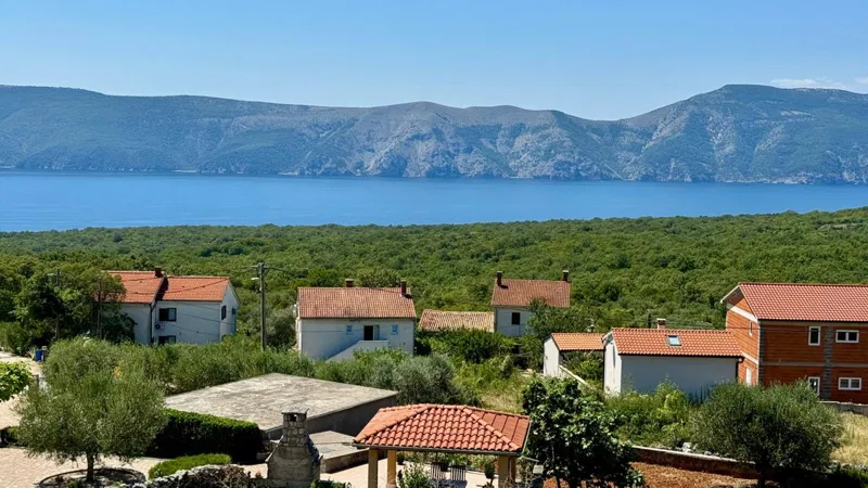 LINARDIĆI- GRAĐEVINSKO ZEMLJIŠTE S POGLEDOM NA MORE – 3