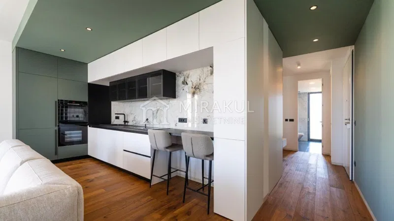Nekretnine Sukošan, TOP LOKACIJA, DRUGI RED DO PLAŽE, Luksuzan penthouse S2 sa pogledom na more – 3